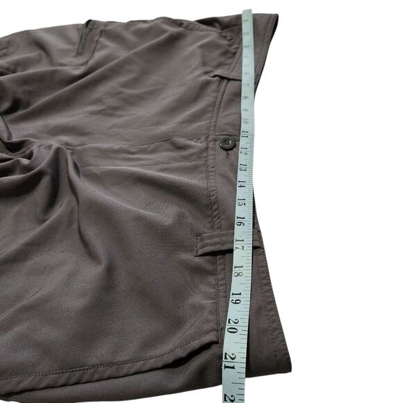 Magellan Shorts For Mens Size 42 Gray Flat Front Chino Casual - Picture 6 of 10